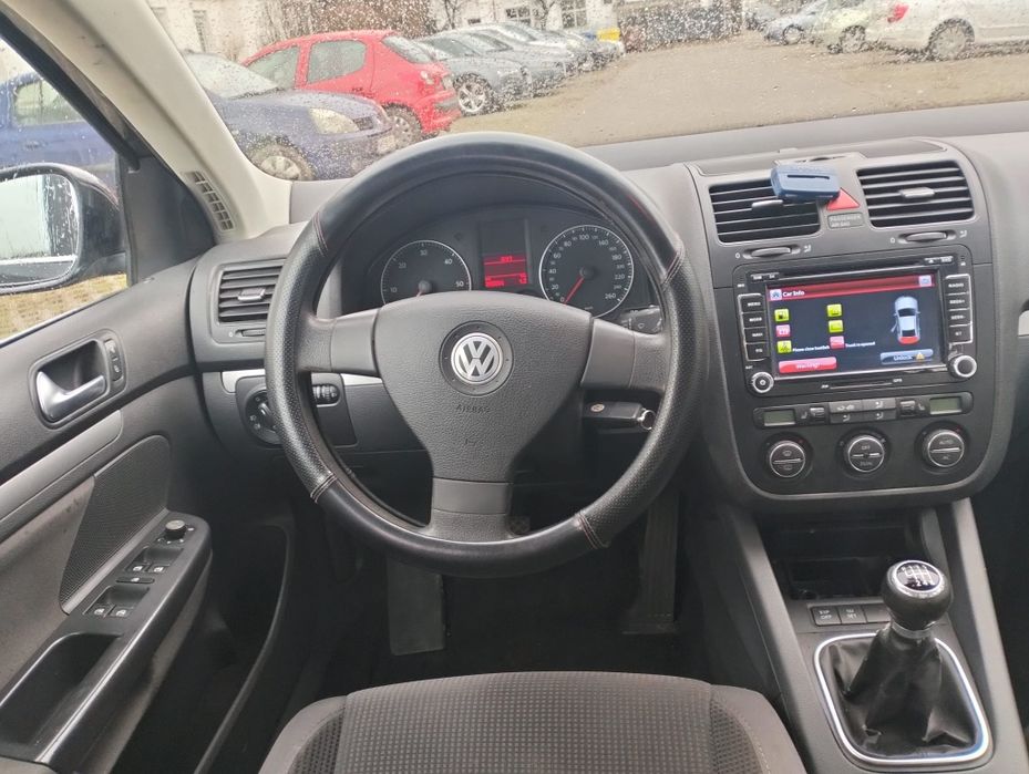 Vând VW Golf V 4 Motion
