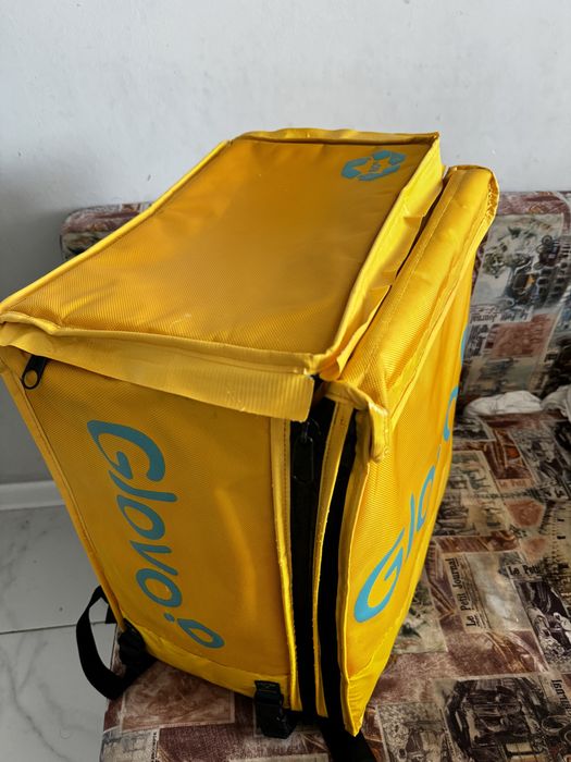 Продам сумку Glovo для курьеров.