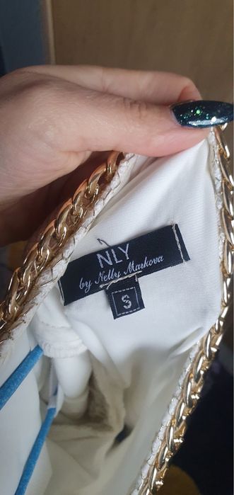 Елегантни рокли-букле, пайети