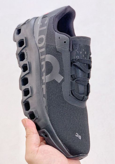 Нови мъжки маратонки On Cloudmonster 2 all black нови с кутия