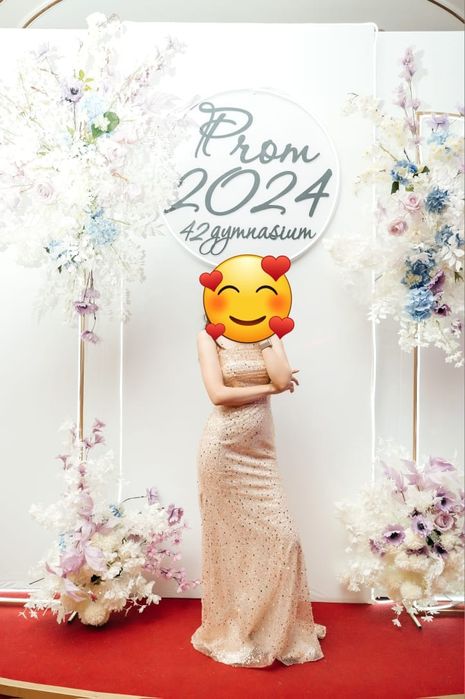 Продам платье шикарное