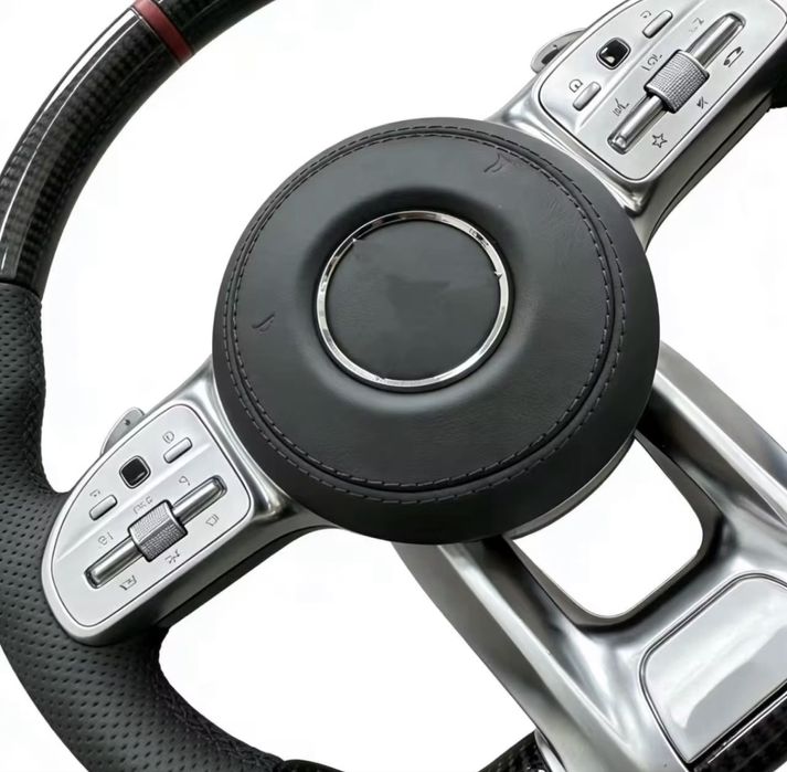 Волан Mercedes AMG