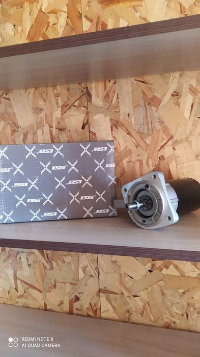 Стартер Фольцваген  гольф2,вента старая