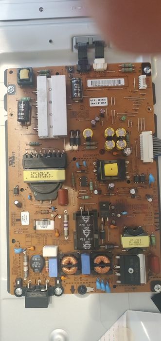 Телевизор LG 42LA740S за части