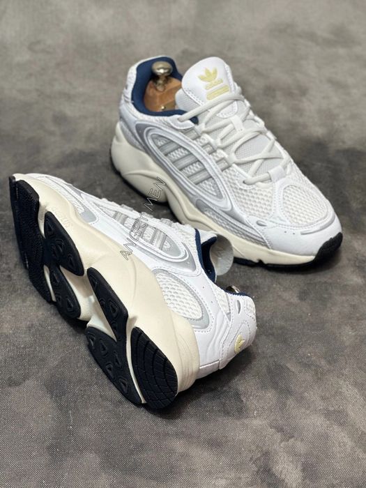 Аd!das  OZMILLEN

Размер маломерки 41/42/43/43/44/45
Цена (штучно) 380