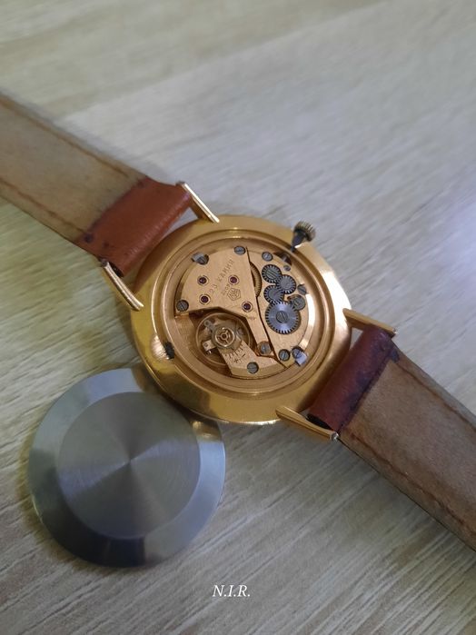 Позолоченные часы-Луч