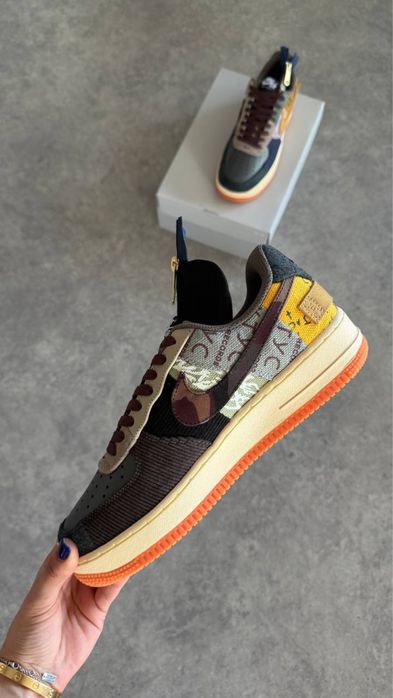 Air Force 1 Travis Scott “Cactus Jack”