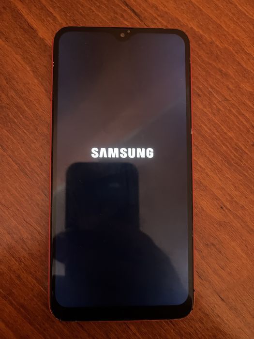 Телефон Samsung Galaxy A10