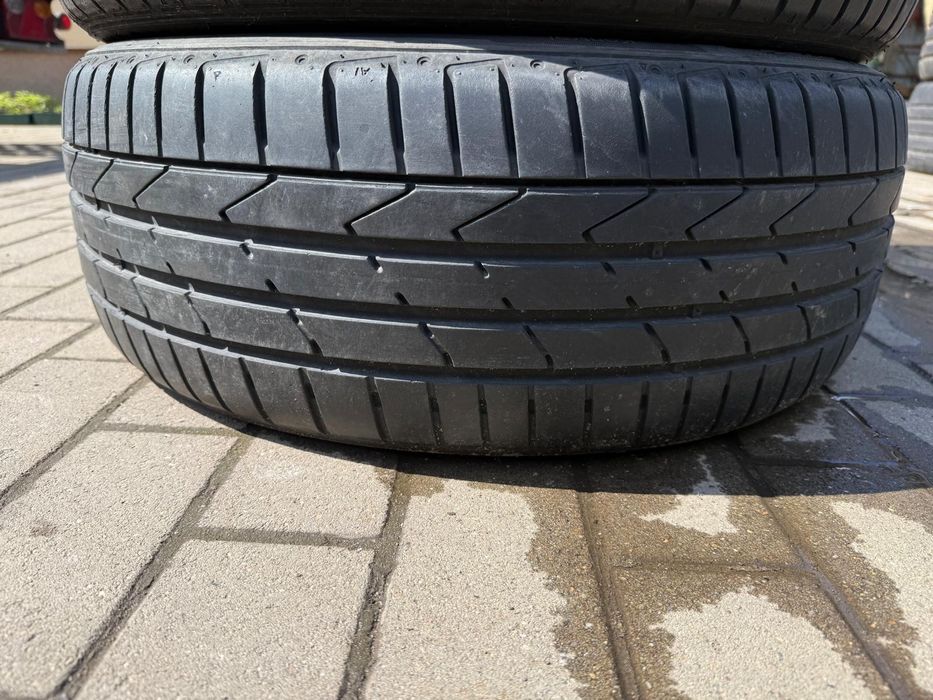 Anvelope 225 45 19 hankook vara
