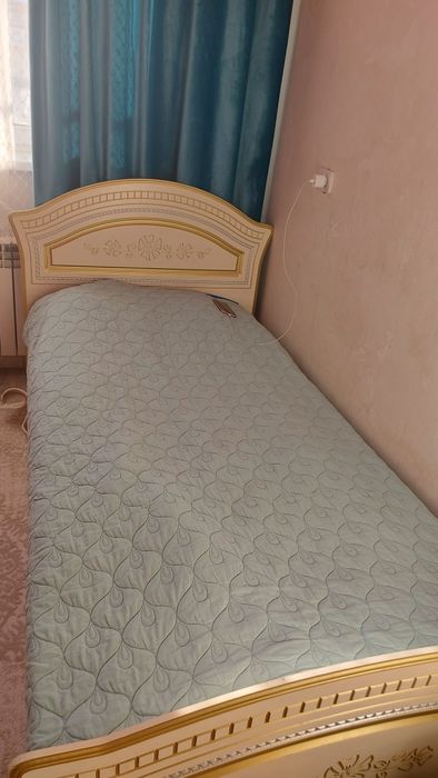 Продам 2 подрастковые кровати