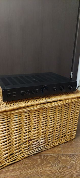 Amplificator Rotel RA 10