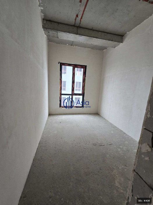 Bukhara sitidan kvartira qidirganlar uchun 109m2 karobka sotuvda