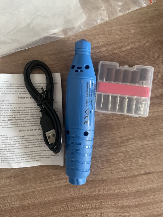 Freză electrică pentru unghii USB + capete abrazive
