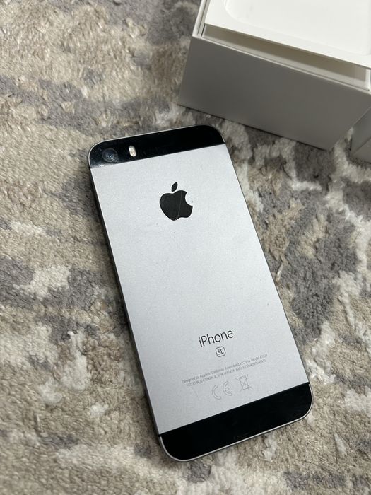 Продам iphone SE
