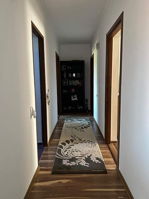 Cazare casa 8-10 persoane