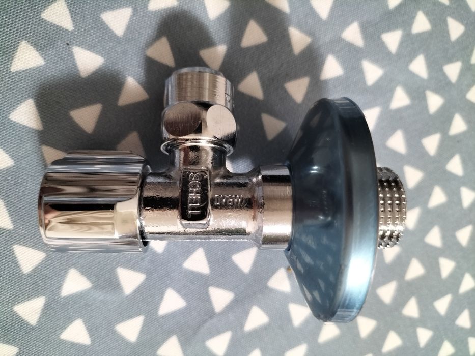 Robinet colțar SCHELL 1/2 3/8 fii 10