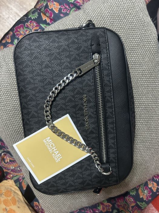Продам кросс боди michael kors