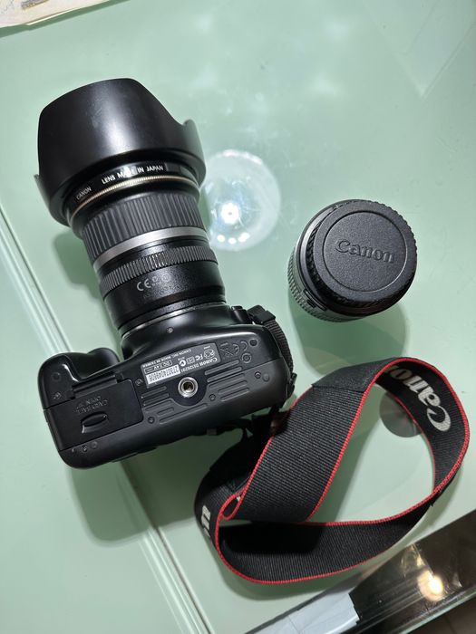 Продам Canon 1100D