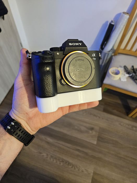 Grip Sony A7III si Sony A9