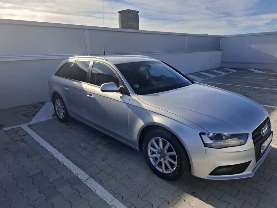 Vând Audi A4 2013