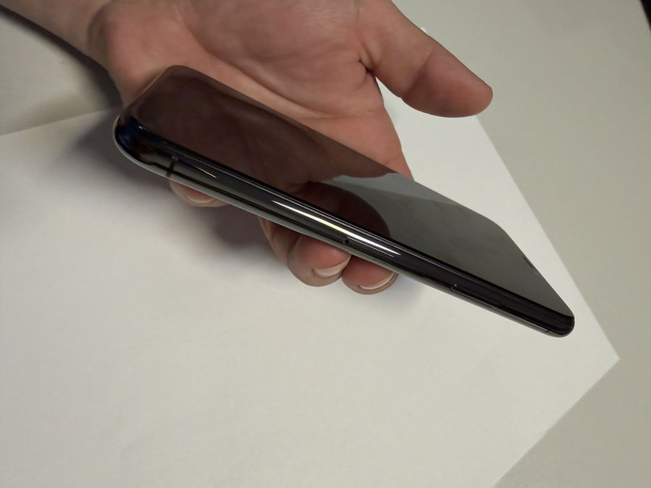 iphone 11 pro pentru piese sau recarosare