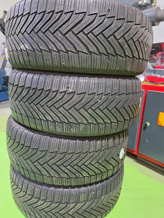 4 бр зимни 225/50/17 Michelin