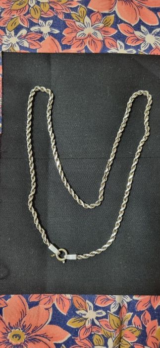 Продаётся трос серебро