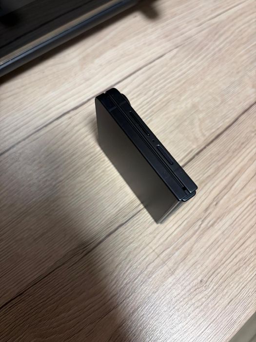 Samsung  Z Flip7 512GB Negru