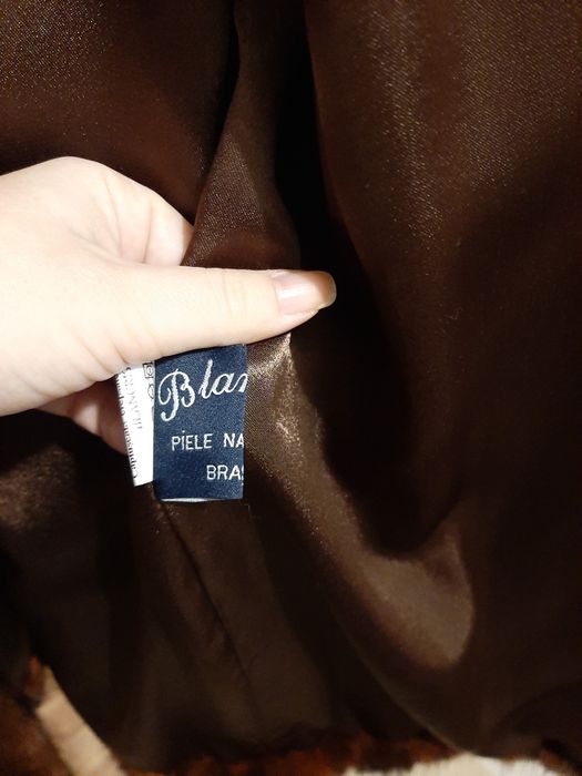 Vand haina blana naturala nurca noua preț fix