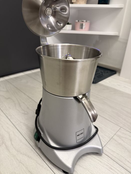 Storcator profesional Citrice cu manerMetro Profesional 230/980PRM