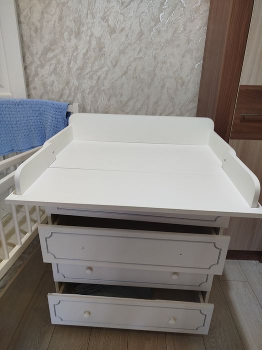 Стол пеленальный с комодом б/у