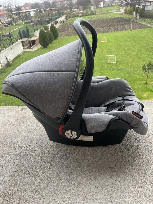 Продавам кош за бебе