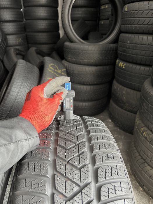 4 anvelope de iarna 225/45/18 Pirelli 6-7 mm!