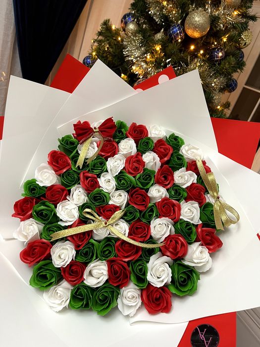 Buchet 19 trandafiri săpun/cadou ziua indragostitilor/ valentine s day