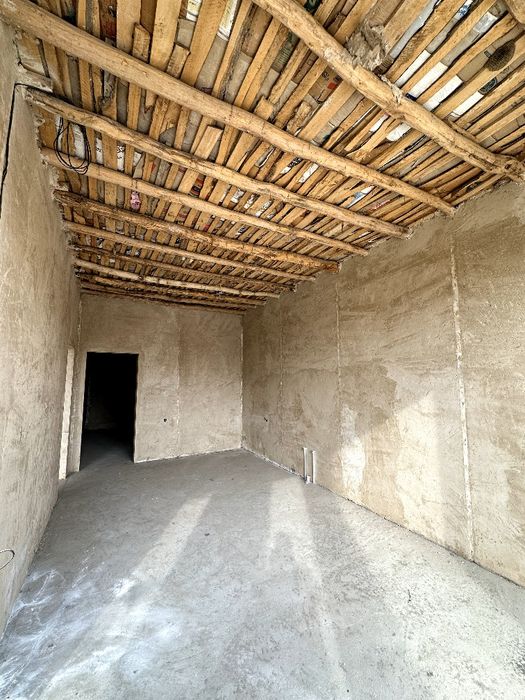 Uy sotiladi 3.2 sotix nazarbek tekistil