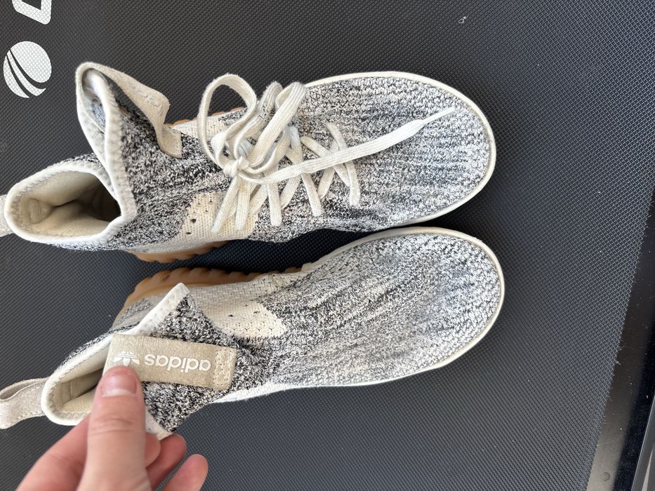 Adidas Tubular.