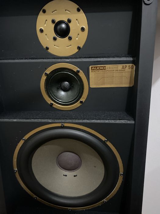 Vand boxe ,aparte muzicale technics