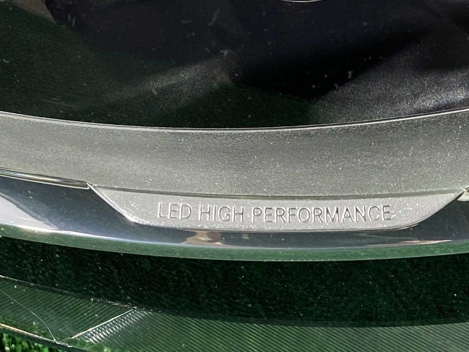 фар десен Mercedes Sprinter full Led 2018-2025 г. #1034V