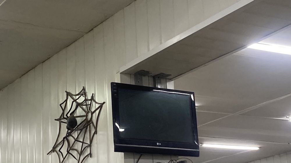 Продам телевизор рабочий дешего