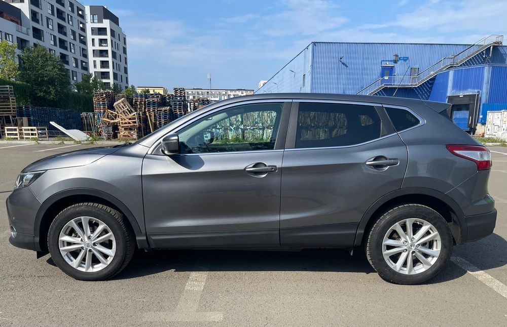 Vând Nissan Qashqai