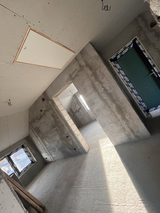 Vand casa cartier tismana