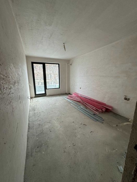 Продава се Тристаен апартамент в София, Център - 75 кв.м за 2080 €/кв.м - Снимка #4