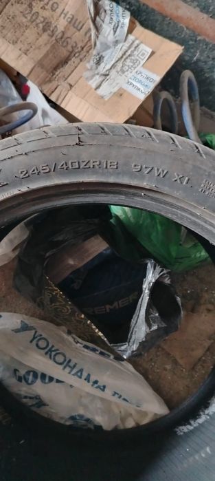 Резина почти новая