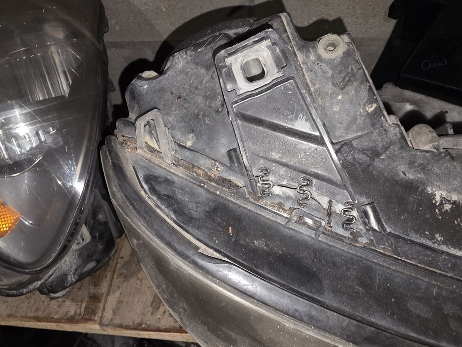 Фарове за Mercedes GL 2008 година ксенон