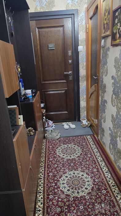 Продаётся Чиланзар 10 2/2/4 Утепленый торец.