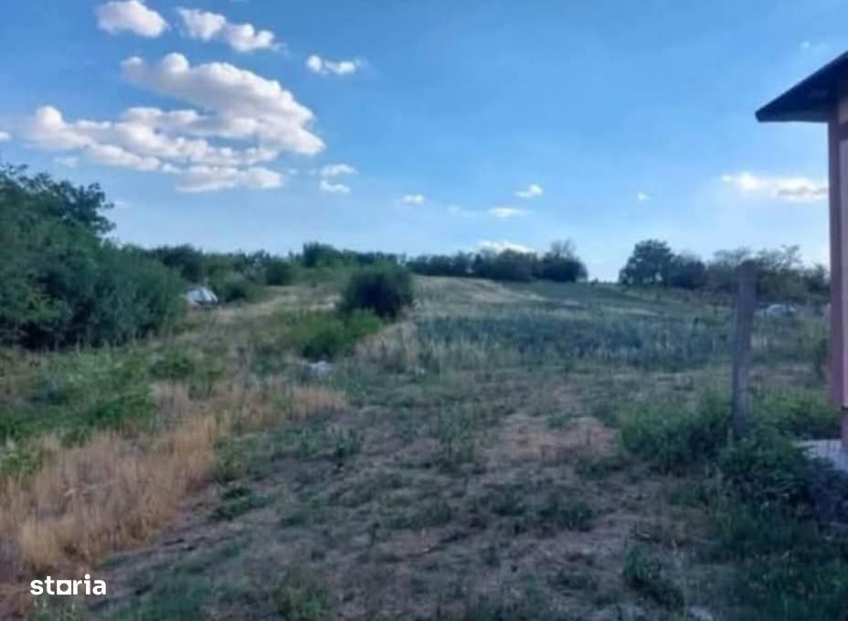 Teren intravilan 2174 mp, front stradal 14 ml, Pielesti