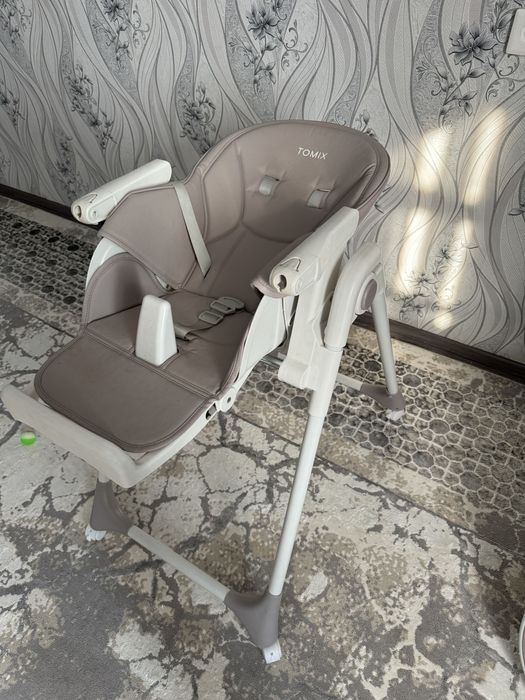 Стульчик для кормления Tomix