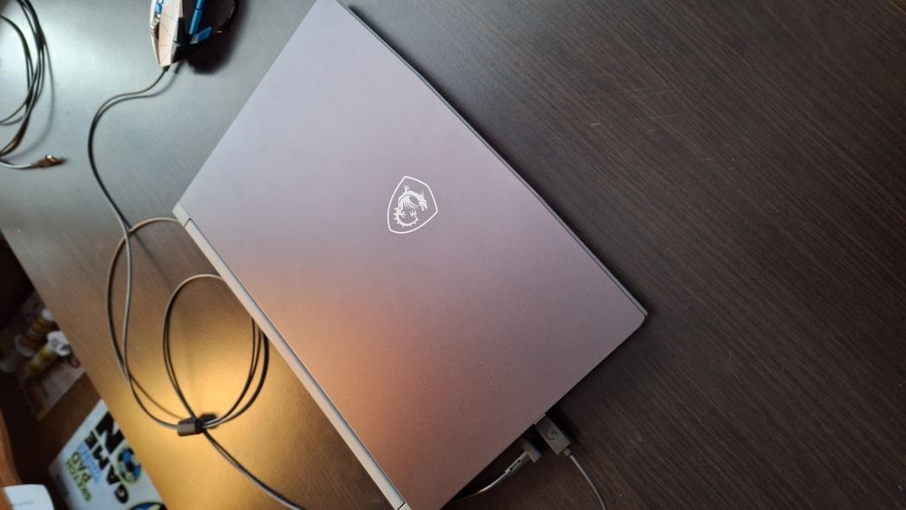 Laptop Msi Thin RTX 4060 Ryzen 7 7735HS 32 RAM DDR5 4800MHZ