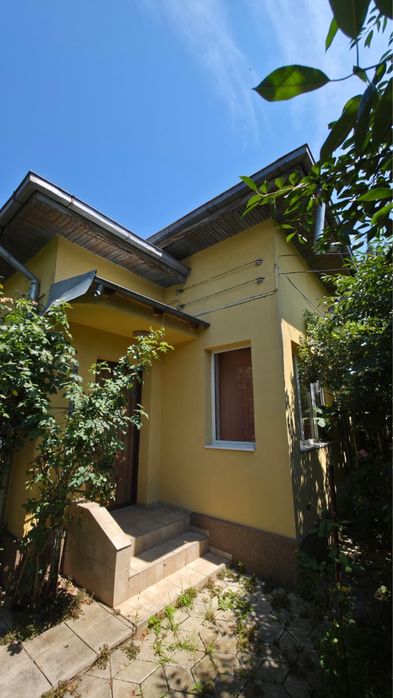 Casă solidă cu 2 deschideri, 253 mp teren – Ploiești, zona Cioceanu - Sala Sporturilor