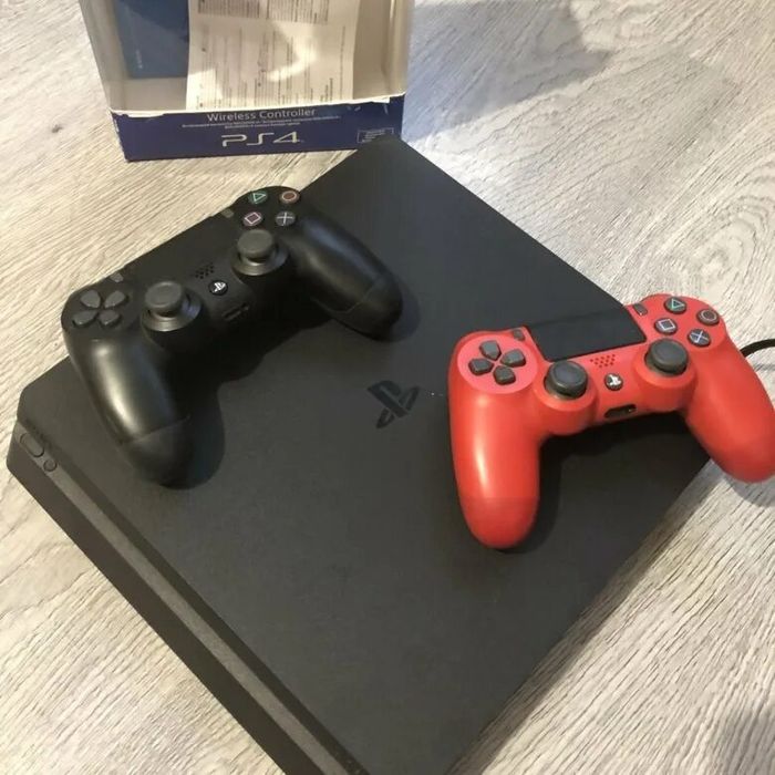 Playstation 4 slim Прошитая  20 игр
